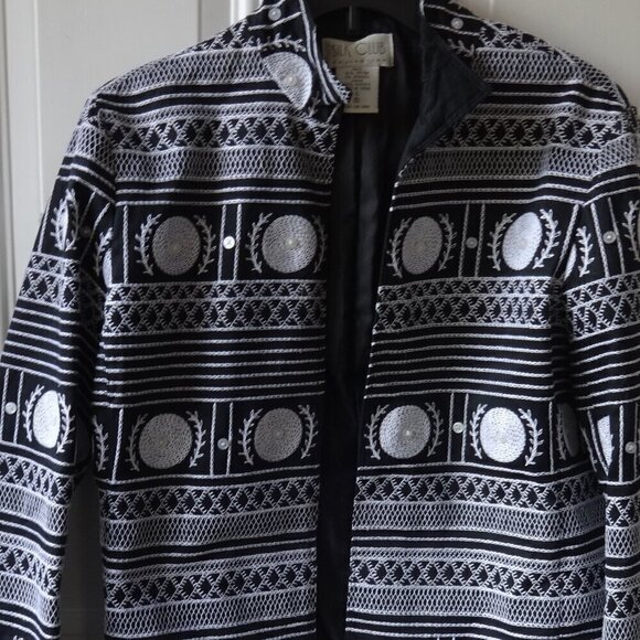 Silk Club women's size SP jacket black with white embroidery, open front, lined - Picture 12 of 16